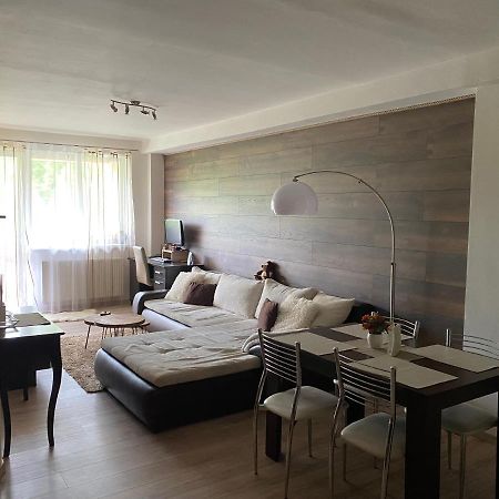 Apartman S Nadhernym Vyhladom Na Tatry Veľky Slavkov Bagian luar foto