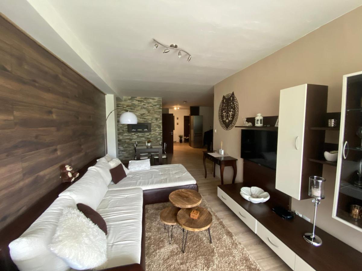 Apartman S Nadhernym Vyhladom Na Tatry Veľky Slavkov Bagian luar foto